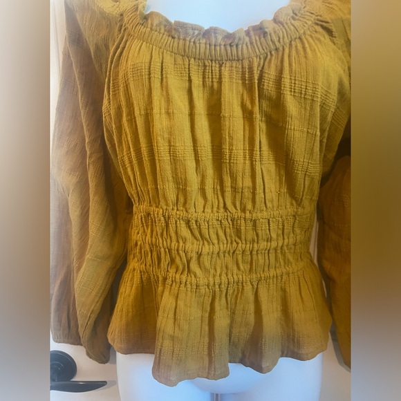 Sophia Top in Textured Gold Plaid w/Smocked Waist and Long Peasant Sleeves, Med - Picture 6 of 10